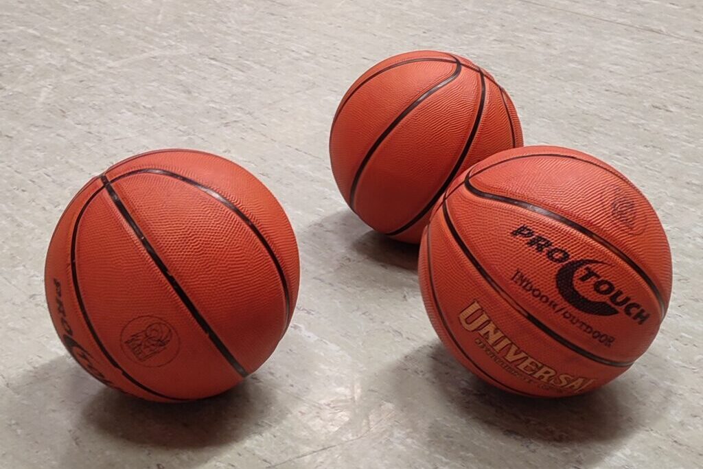 Dieses Bild hat ein leeres Alt-Attribut. Der Dateiname ist Basketball-1024x819.jpg